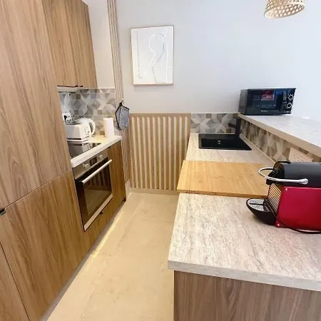 Lovely 1 Bedroom Pasteur 246 By Interhome